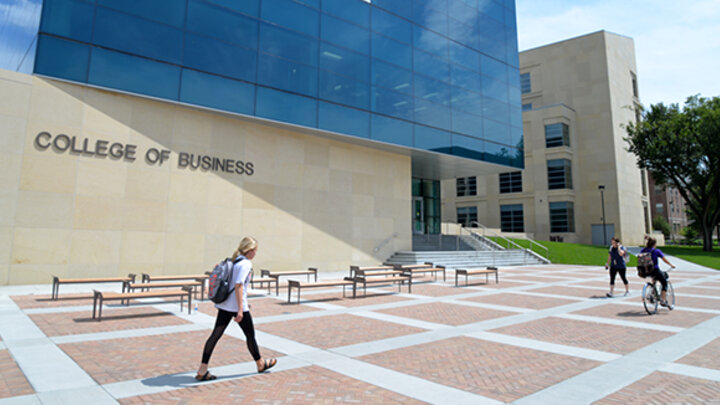 Students Walking outside of College of Business