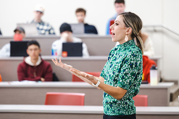 Klug teaching business students in Howard L. Hawks Hall.
