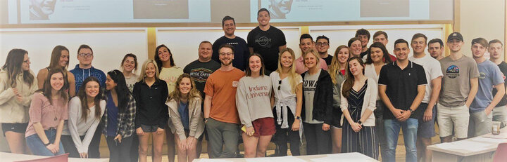 Students in Sales Practicum (MRKT 371) raised more than $8,000 in support of Alex’s Lemonade Stand, a nonprofit organization that works to fund treatments for childhood cancer.