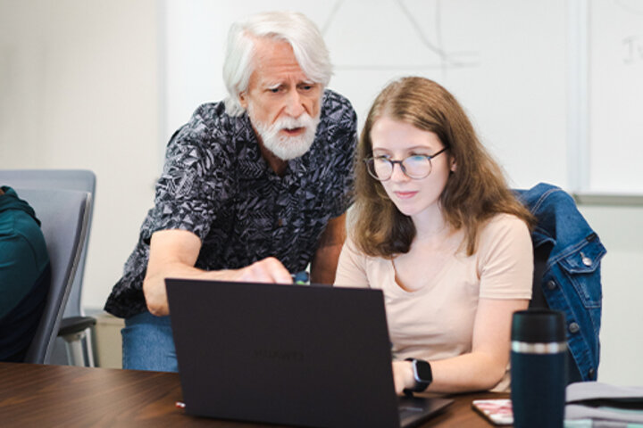 Omer frequently mentors Ph.D. students, leading efforts like the Ph.D. Bootcamp to help familiarize them with the research process.
